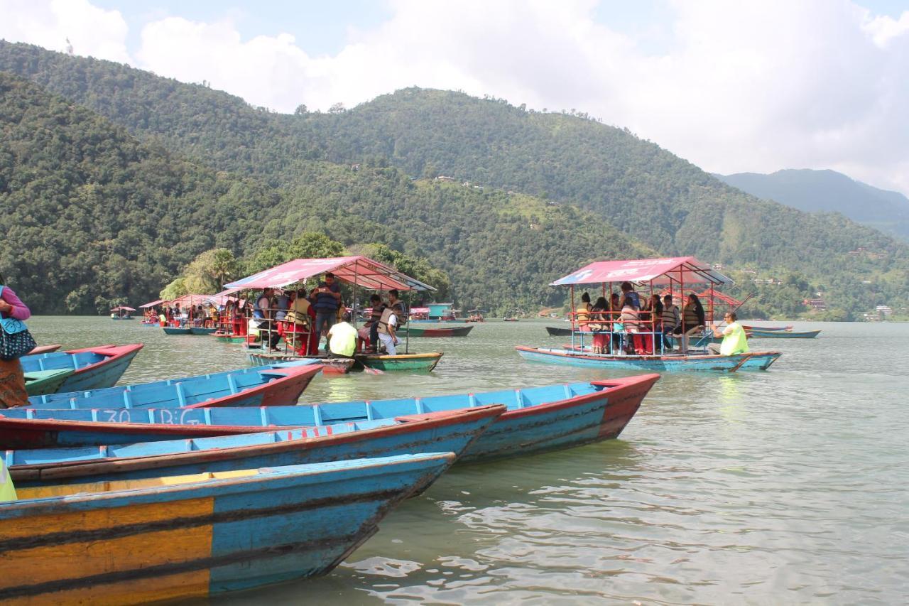 New Pokhara Lodge - Pokhara Lakeside Екстериор снимка