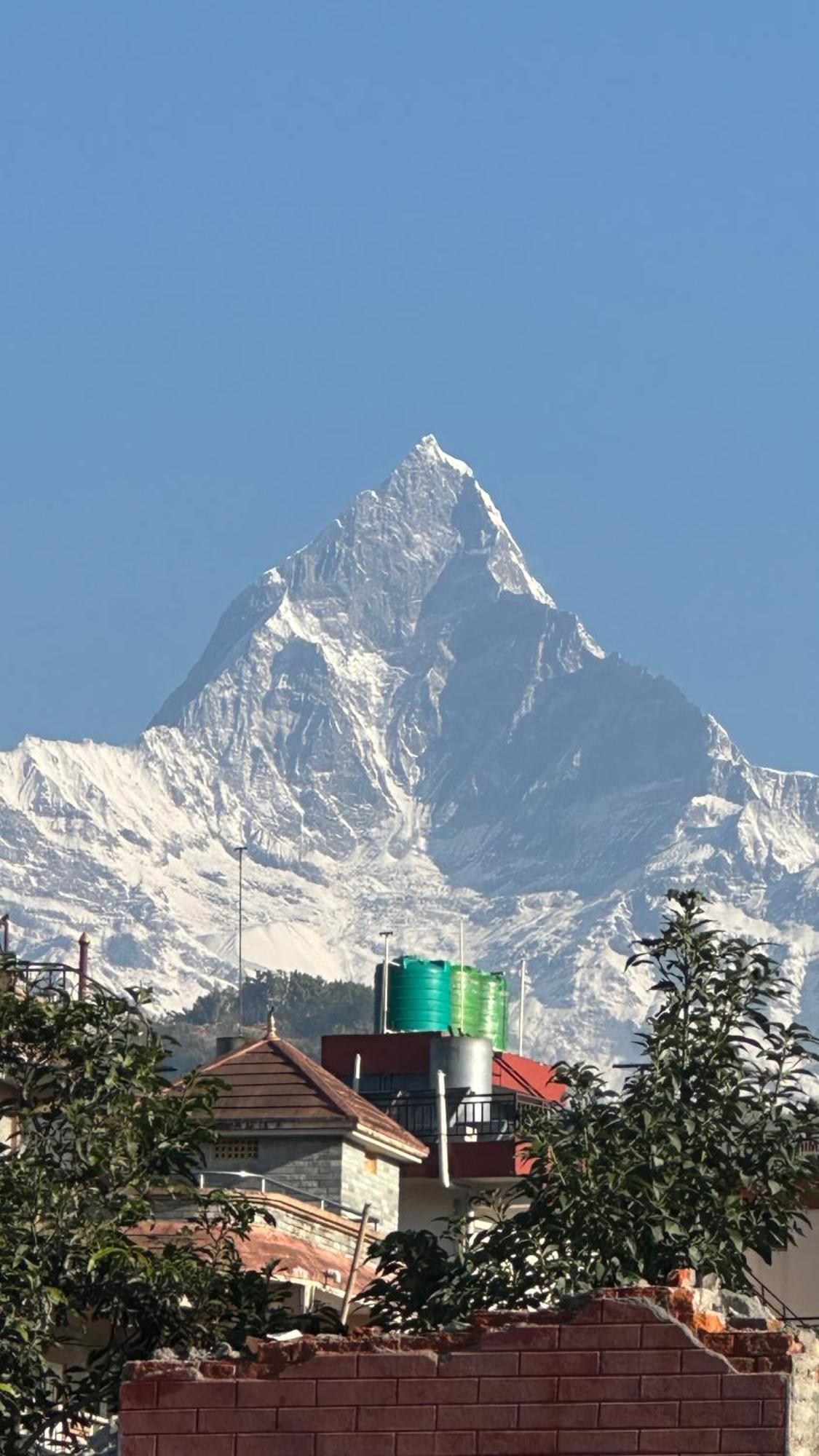 New Pokhara Lodge - Pokhara Lakeside Екстериор снимка