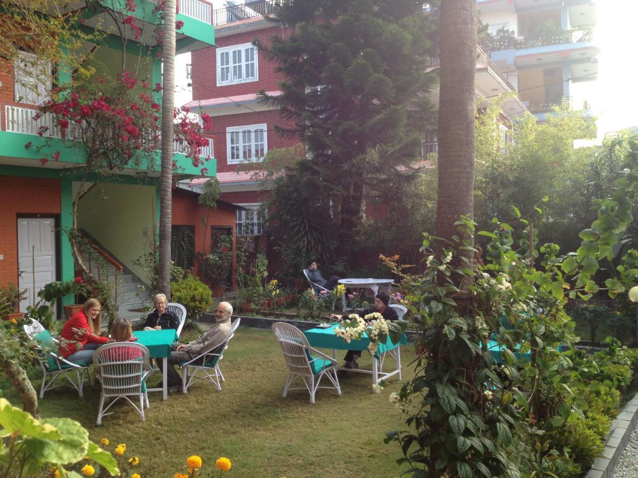 New Pokhara Lodge - Pokhara Lakeside Екстериор снимка