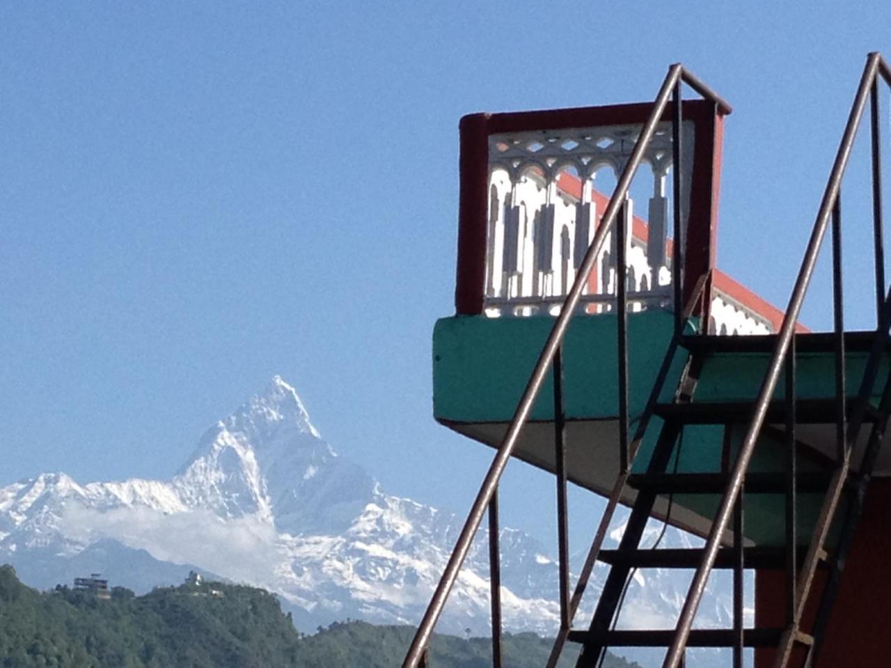 New Pokhara Lodge - Pokhara Lakeside Екстериор снимка
