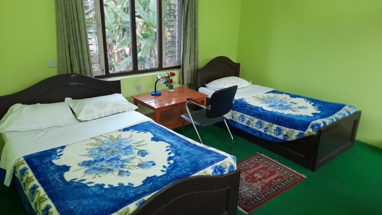 New Pokhara Lodge - Pokhara Lakeside Екстериор снимка